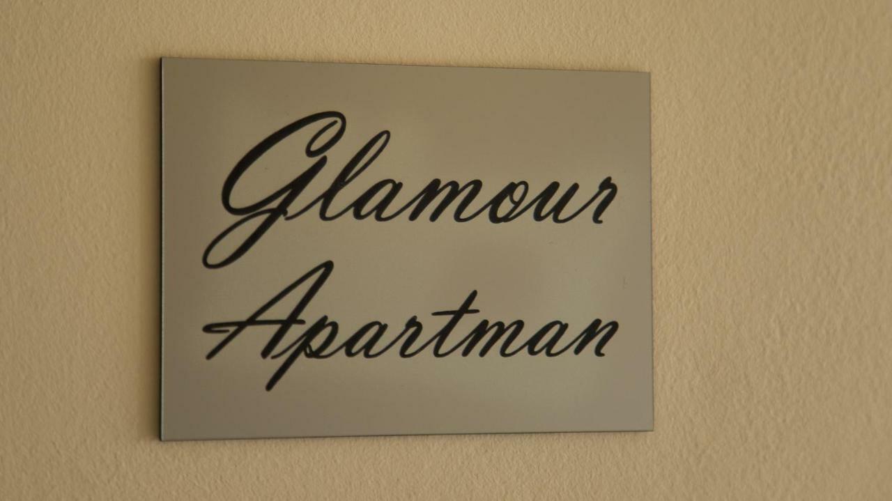 Glamour Apartman Eger Extérieur photo